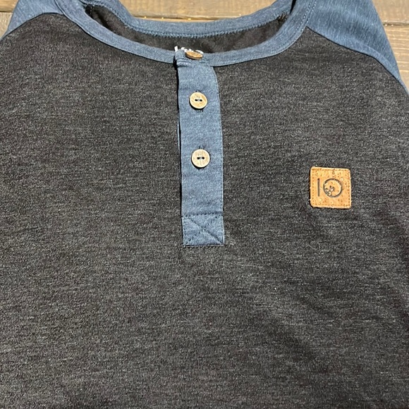 tentree Apparel Tee - Picture 2 of 3